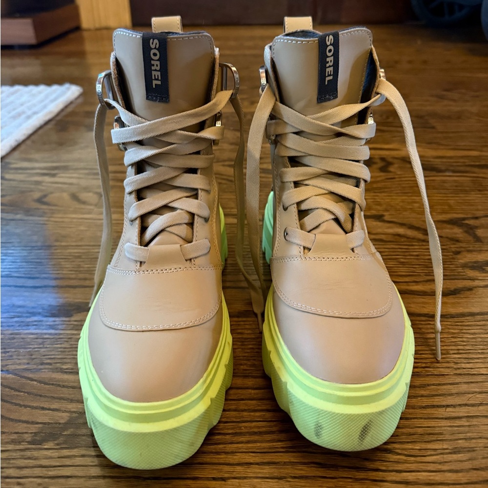 Sorel Beige and Bright Green Boots
